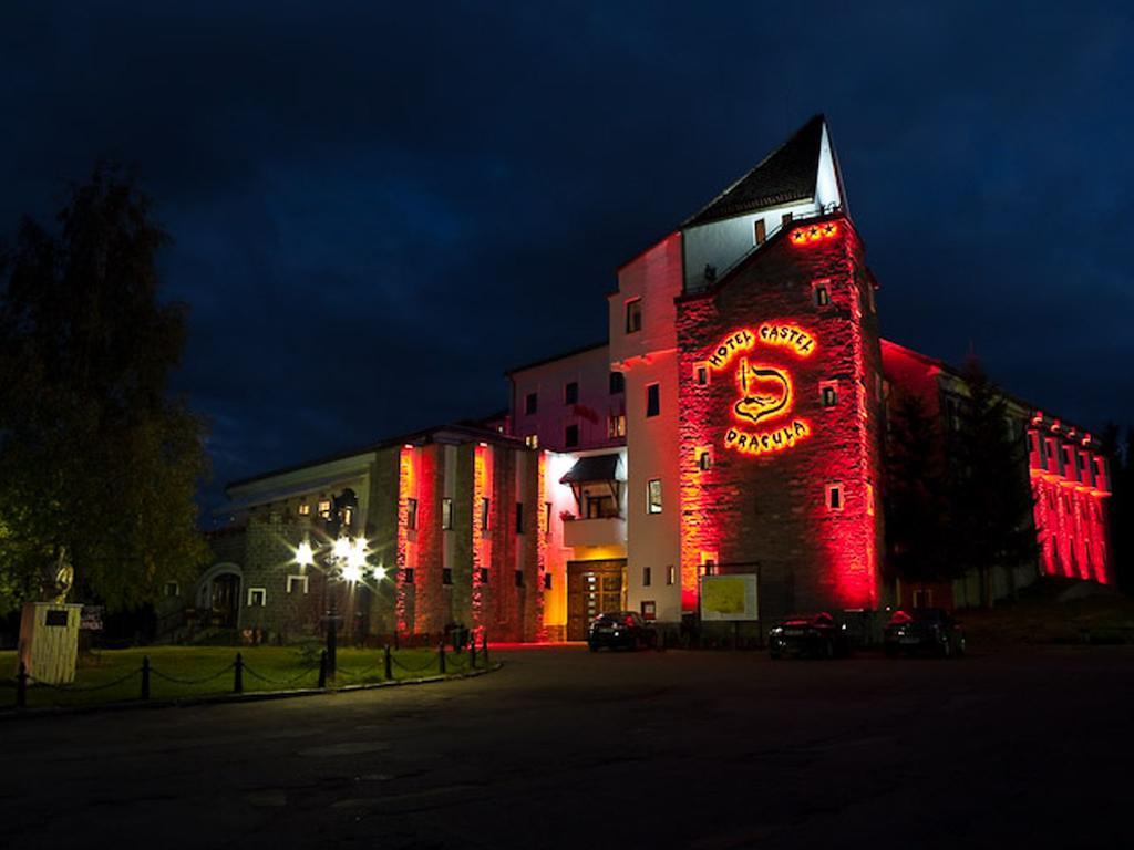 Hotel Castel Dracula Piatra Fantanele Eksteriør billede