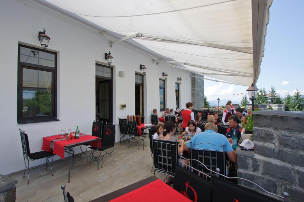 Hotel Castel Dracula Piatra Fantanele Eksteriør billede