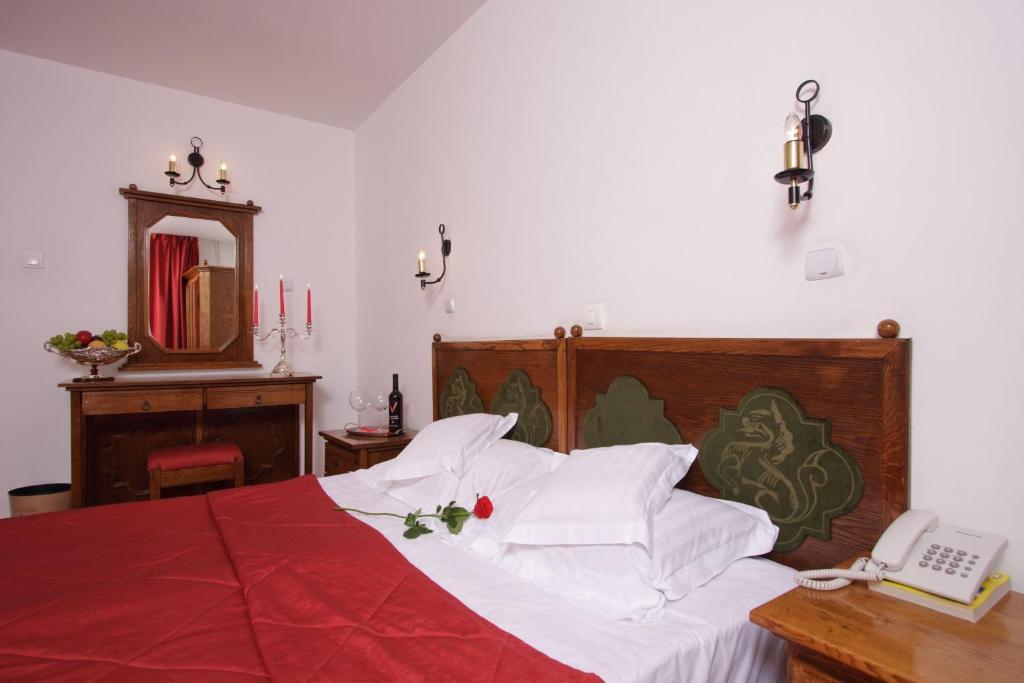 Hotel Castel Dracula Piatra Fantanele Værelse billede