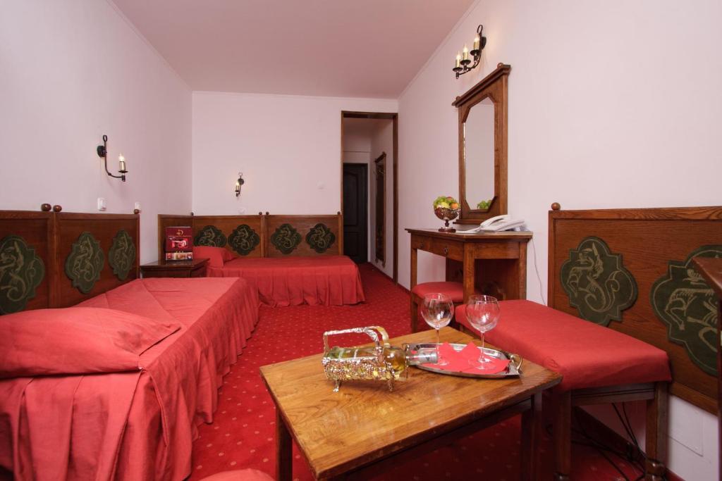 Hotel Castel Dracula Piatra Fantanele Værelse billede
