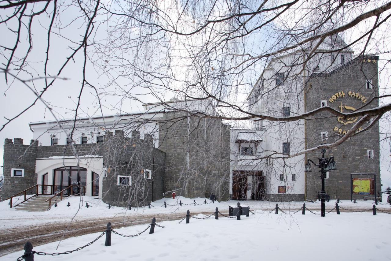 Hotel Castel Dracula Piatra Fantanele Eksteriør billede
